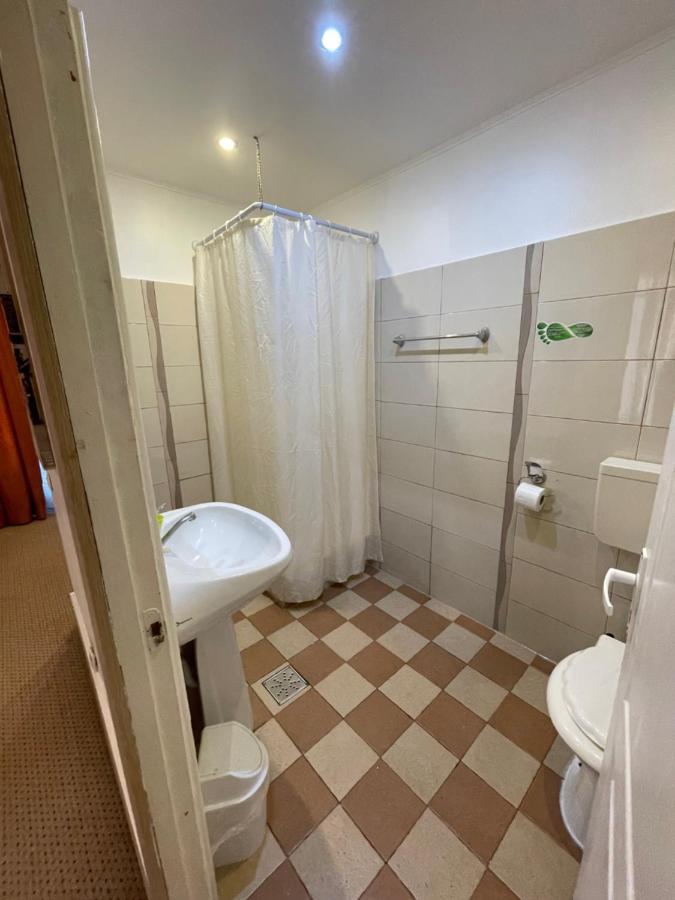 Hotel Mon Caprice Bukares Bagian luar foto